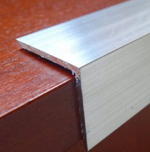 Protection Angle Iron for Doors – Water Protection for Rooms & Washrooms